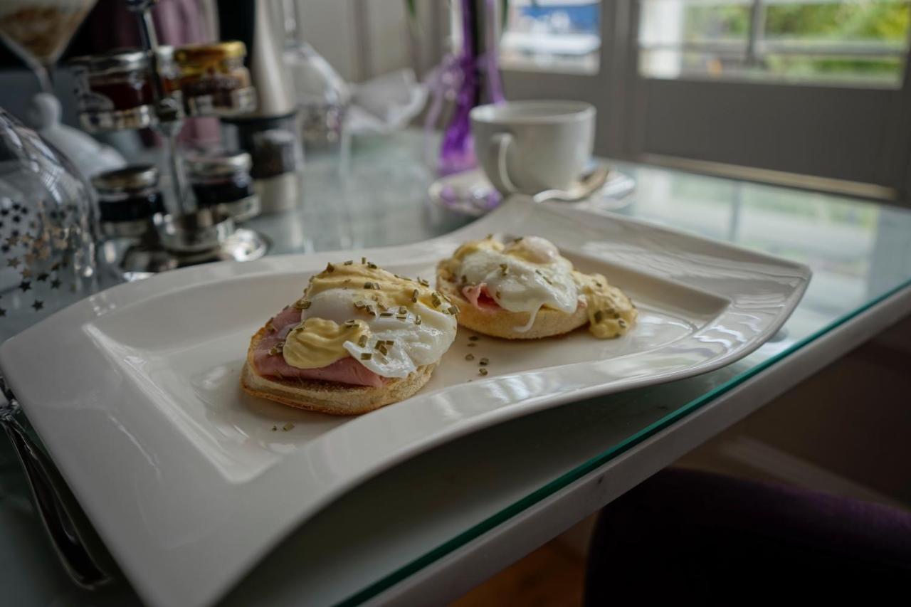 Cartref Guest House Карлайл Екстериор снимка