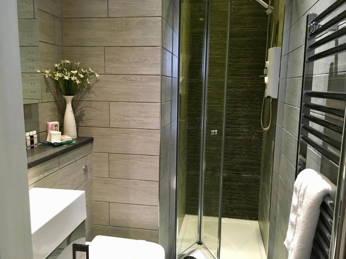 Cartref Guest House Карлайл Екстериор снимка