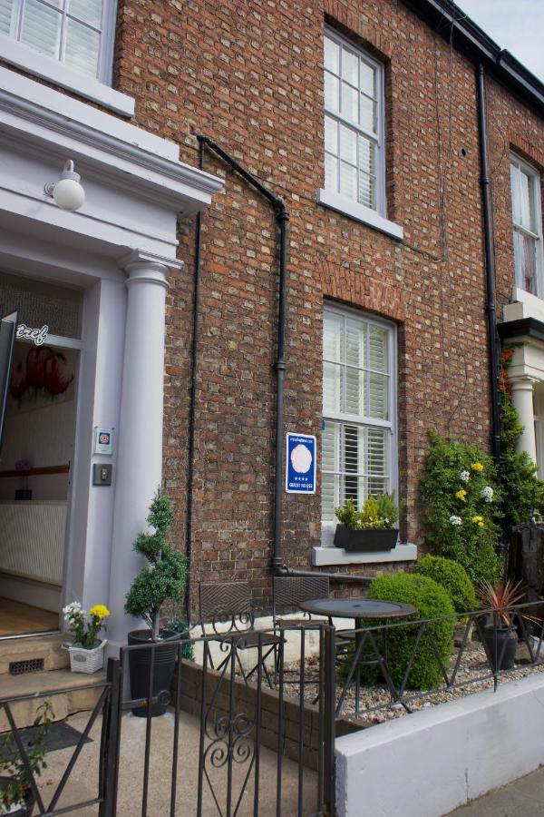 Cartref Guest House Карлайл Екстериор снимка